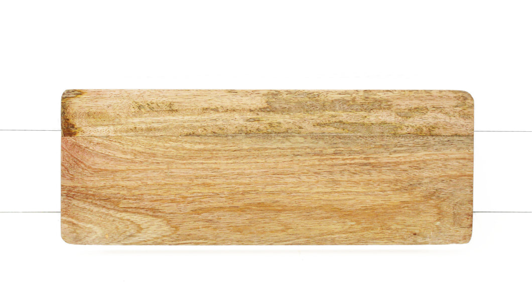 Handgefertigtes Schneide / Servier Brett aus Mangoholz mit Standleisten, 40,5 x 15,5 cm