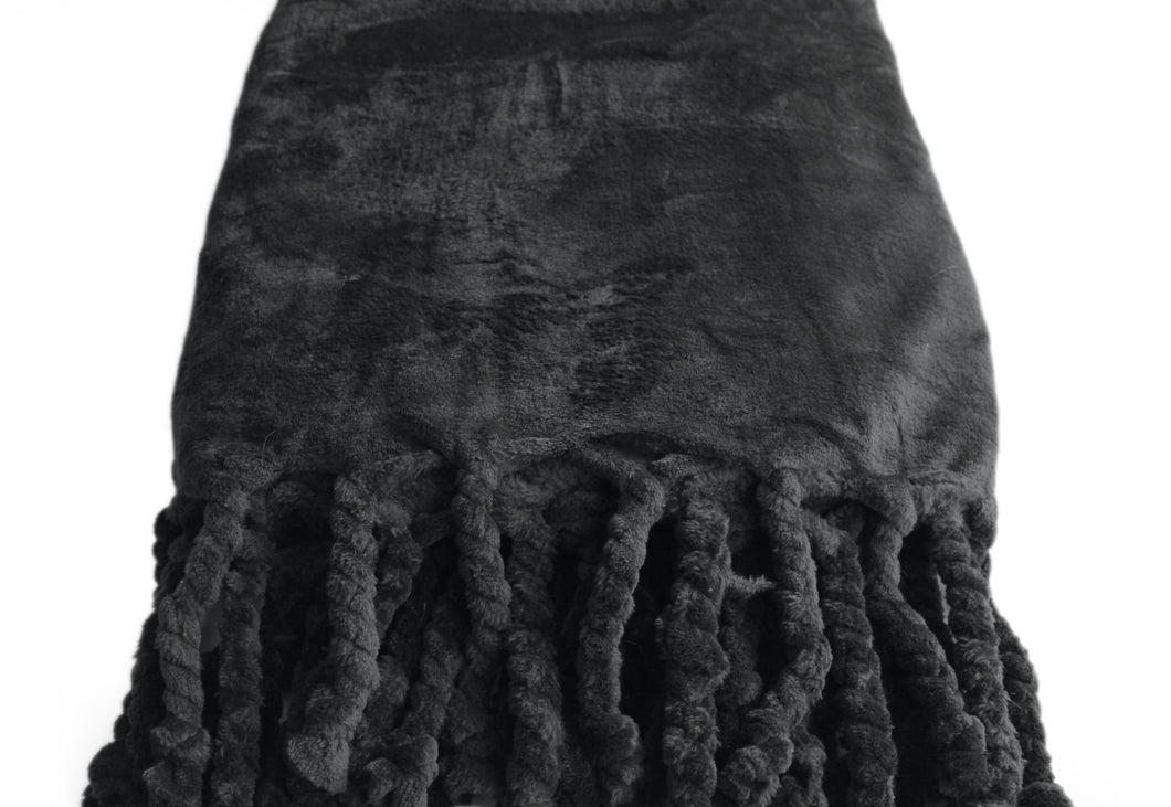 Kuschelige Decke in schwarz, 200 x 150 cm