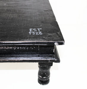 Handgefertigter Beistell Tisch aus Holz, 40 x 40 cm, Höhe 17 cm, in 2 verschiedenen Farben erhältlich