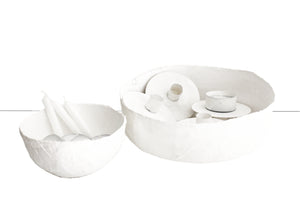 Kerzenhalter aus Metall in weiß, Höhe 5 cm, Durchmesser Kerzenfassung 2,2 cm oder Teelichter